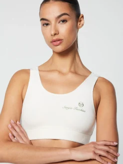 Adela Bra- Gardenia