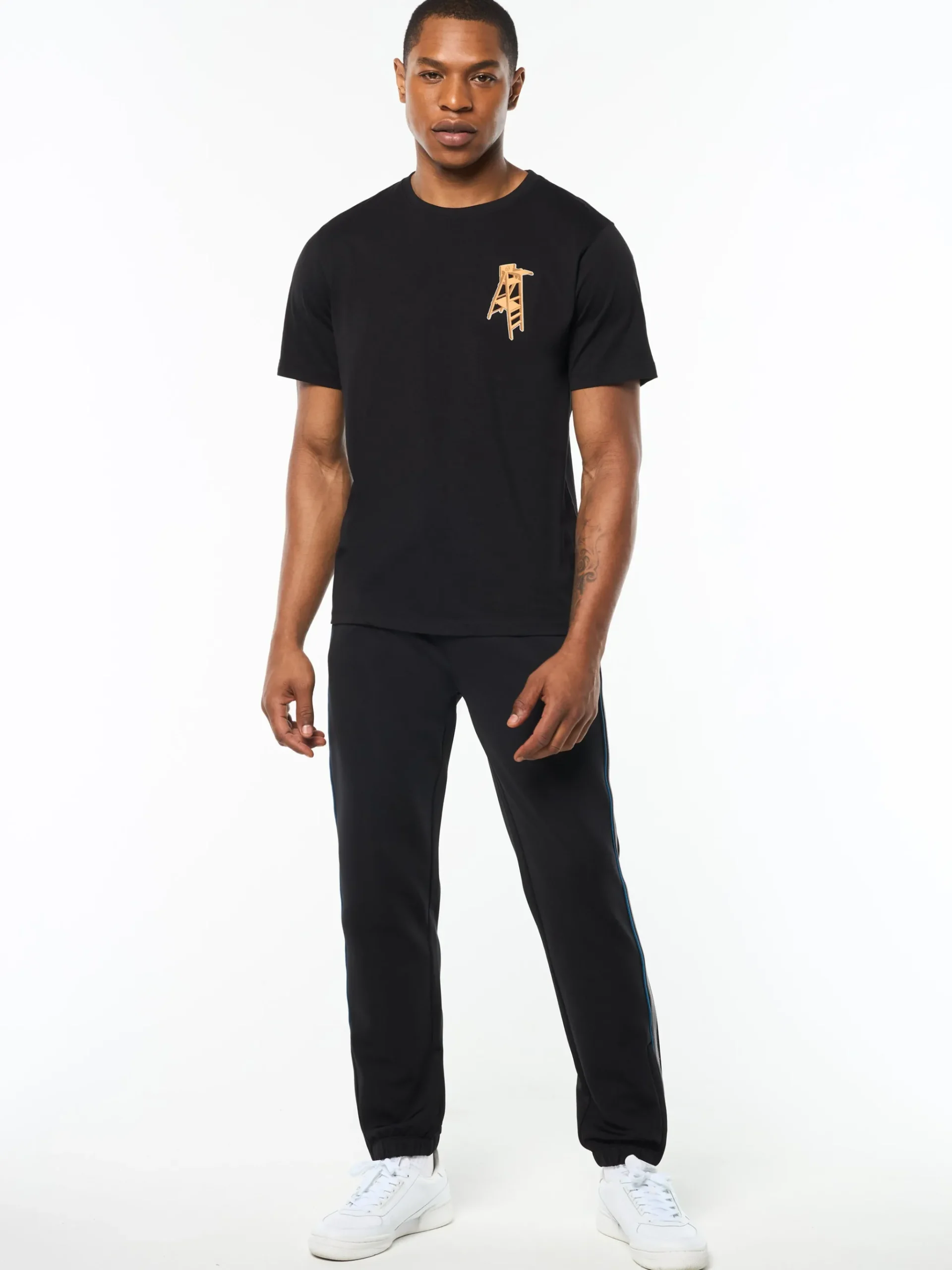 Arbitro T-Shirt- Black Beauty