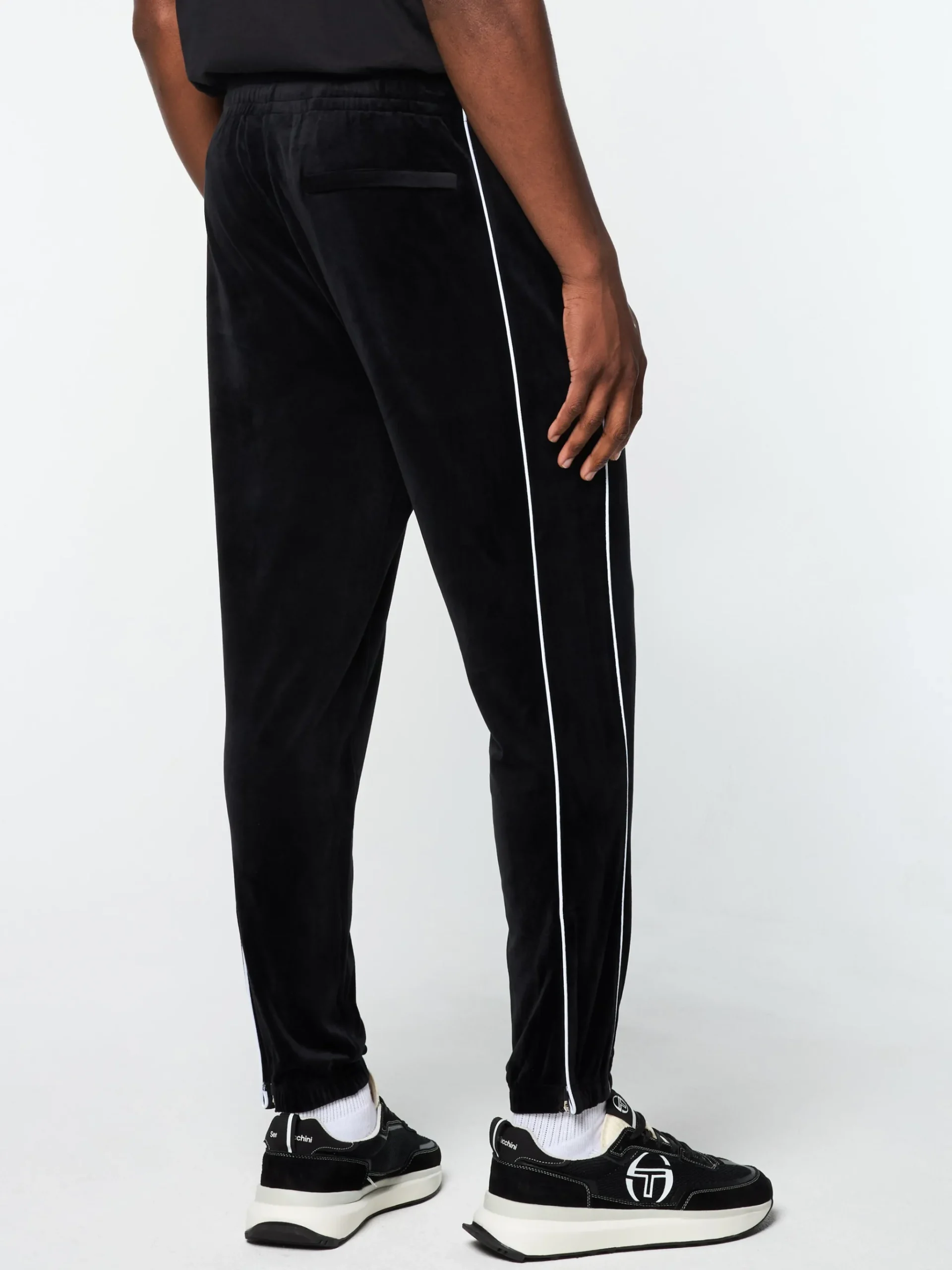 Lioni Velour Track Pant- Black Beauty