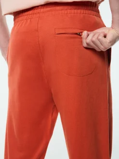 Vincere Sweatpant- Hot Sauce