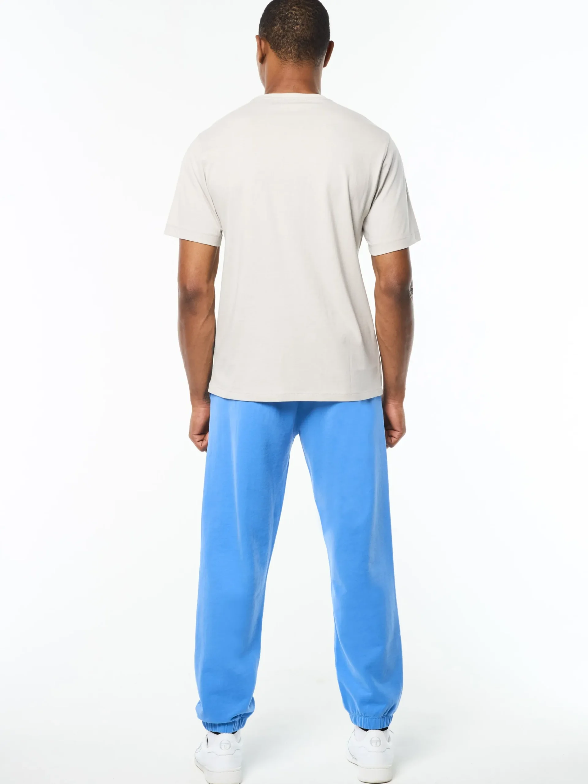 Vincere T-Shirt- Quiet Grey