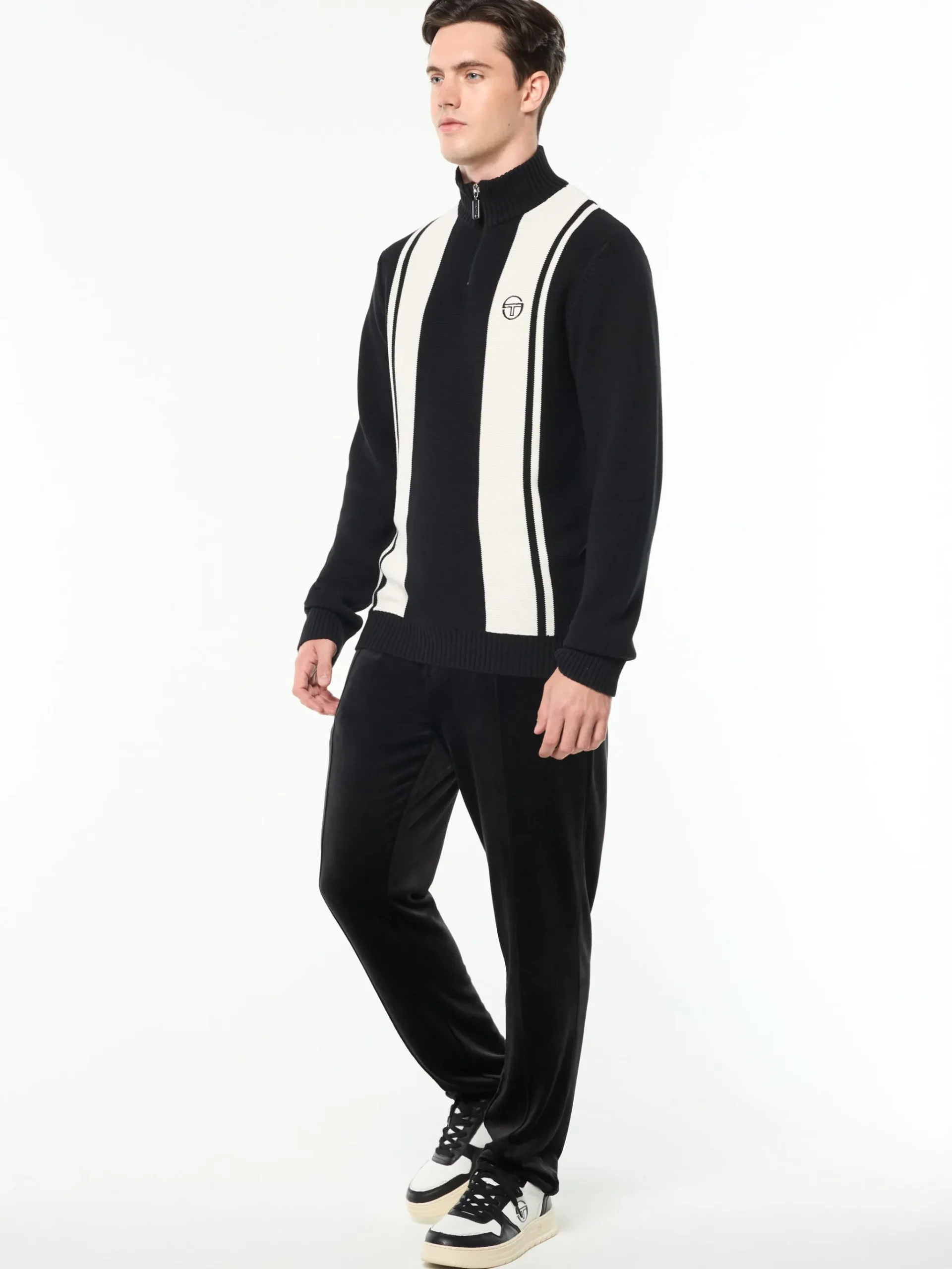 Young Line Knit Polo- Black/ Gardenia